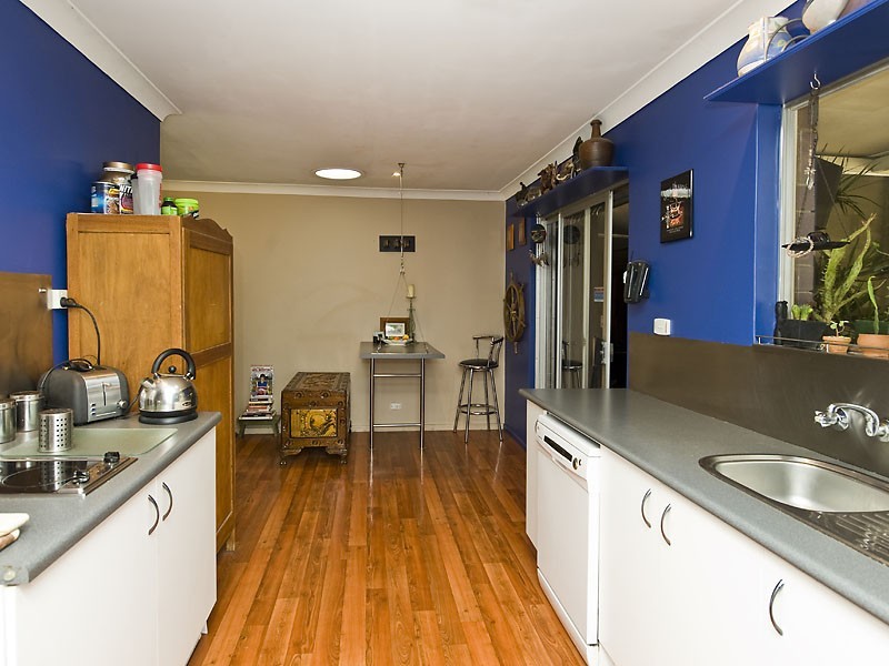 10 Rangeview Road, High Wycombe WA 6057