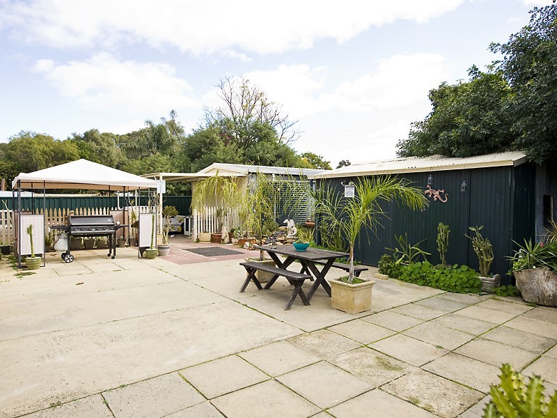 10 Rangeview Road, High Wycombe WA 6057