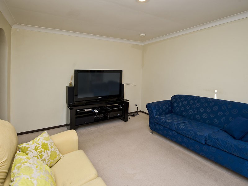 4/1 Tricia Court, Shelley WA 6148