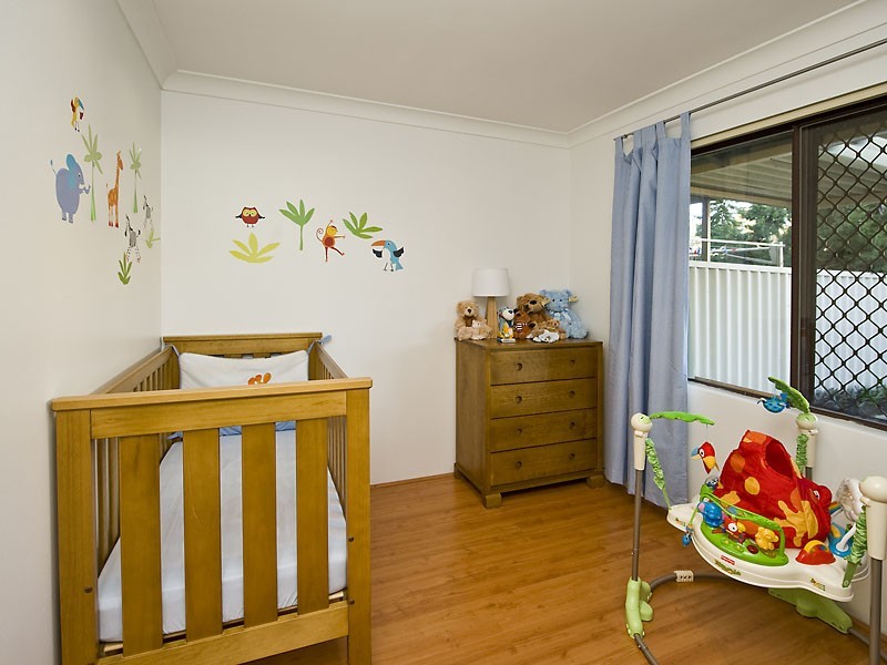 4/1 Tricia Court, Shelley WA 6148