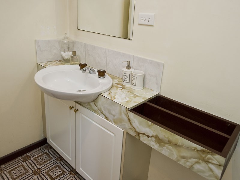 4/1 Tricia Court, Shelley WA 6148