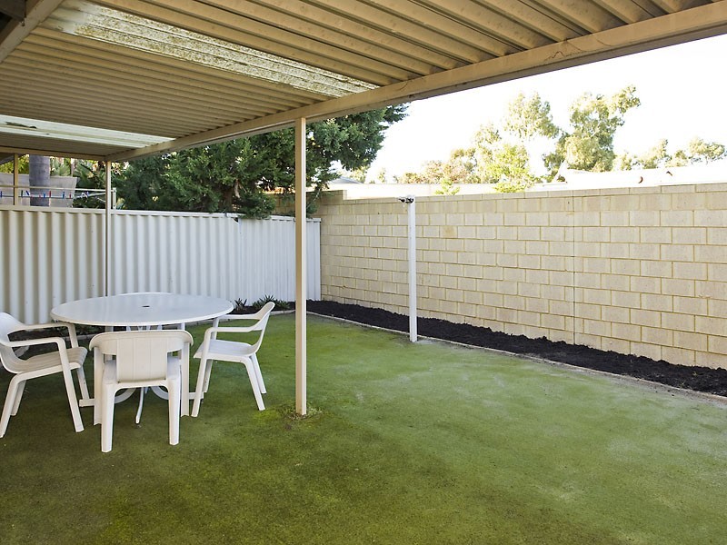 4/1 Tricia Court, Shelley WA 6148