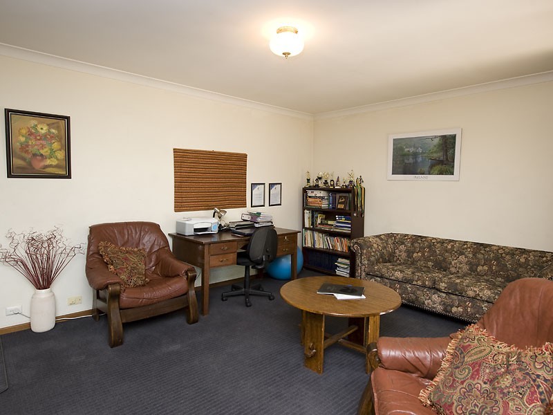 1B  Kareela Road, Riverton WA 6148