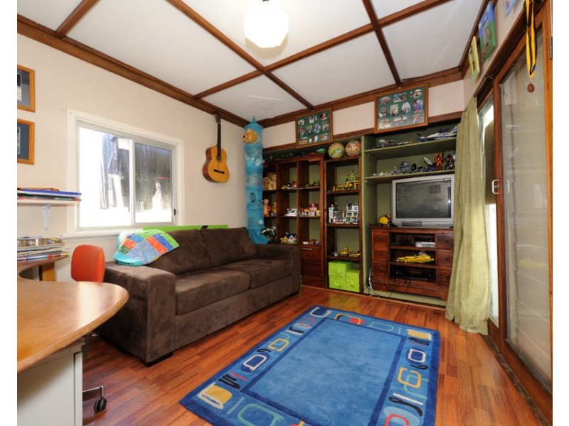 16 Beckenham Street, Beckenham WA 6107