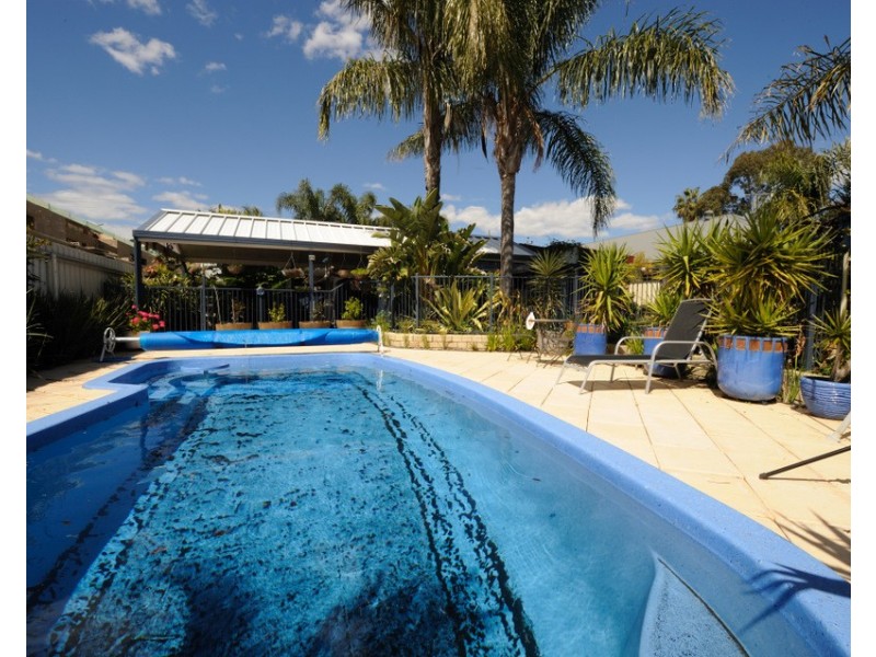 16 Beckenham Street, Beckenham WA 6107