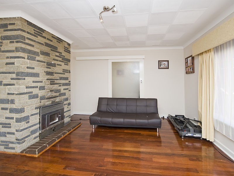 62 Tudor Avenue South, Riverton WA 6148