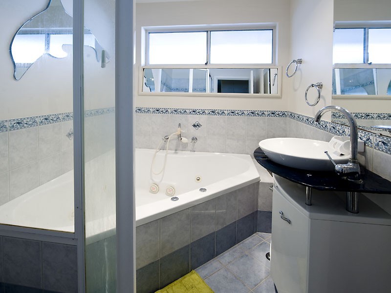 62 Tudor Avenue South, Riverton WA 6148