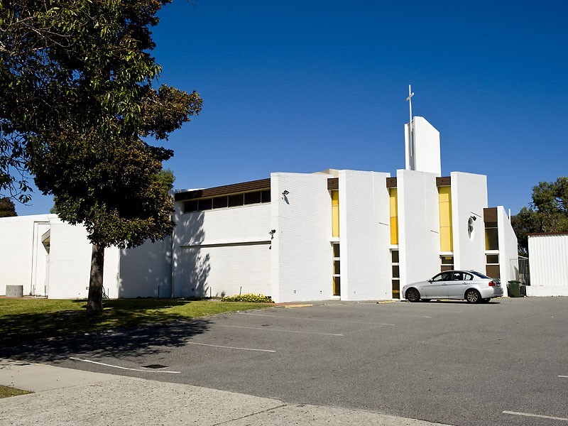 62 Tudor Avenue South, Riverton WA 6148