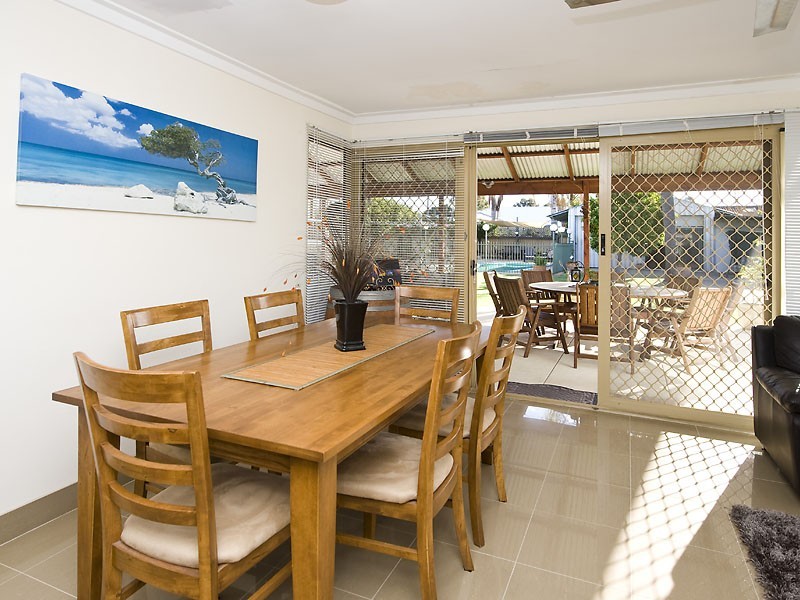 87 Tudor Avenue South, Riverton WA 6148