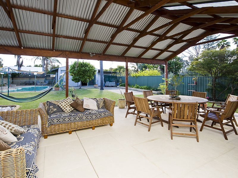 87 Tudor Avenue South, Riverton WA 6148