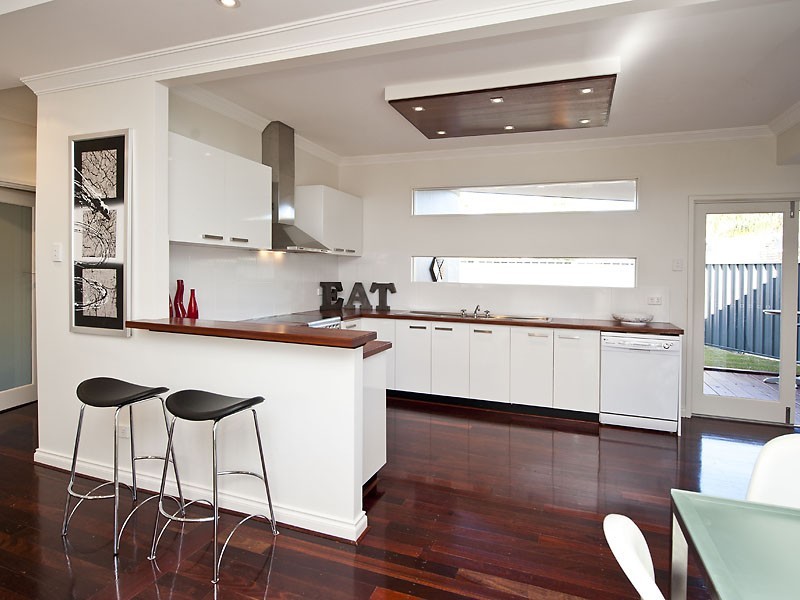 56 Andrews Road, Wilson WA 6107