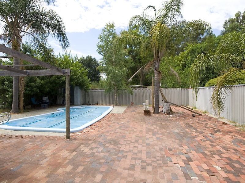 52 Andrews Road, Wilson WA 6107