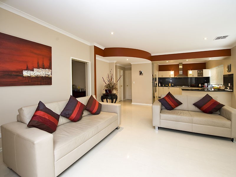 2A Varley Street, Riverton WA 6148