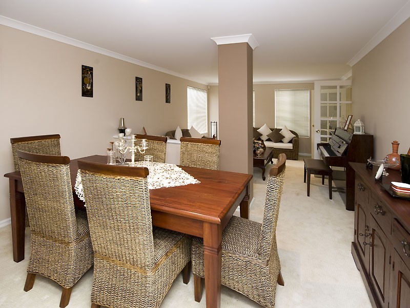 2A Varley Street, Riverton WA 6148