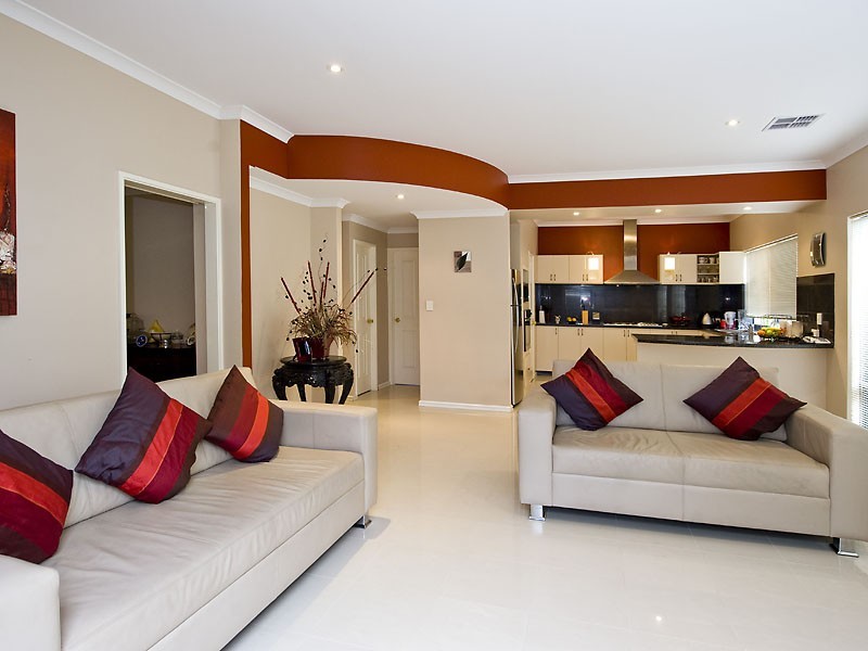 2A Varley Street, Riverton WA 6148