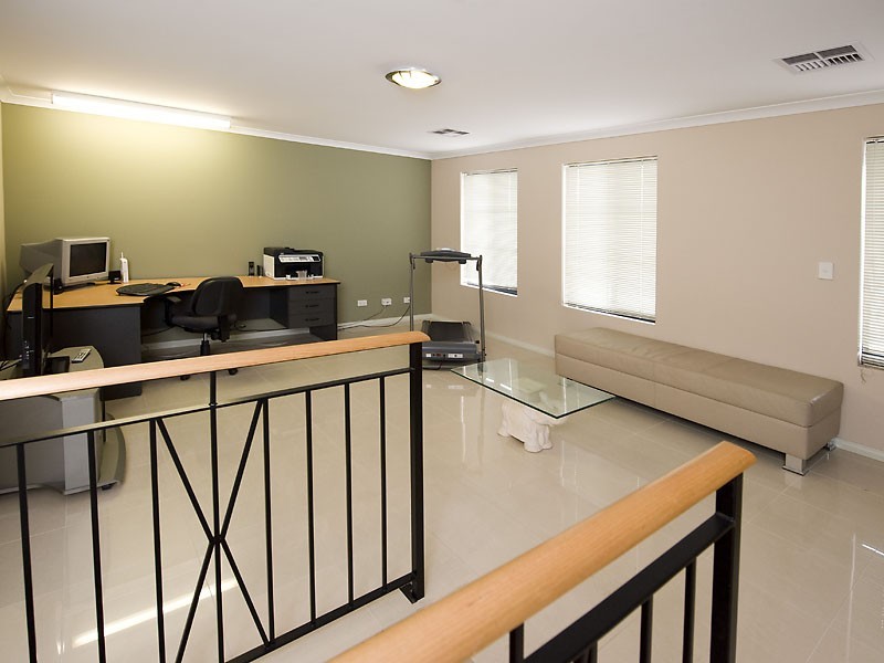 2A Varley Street, Riverton WA 6148