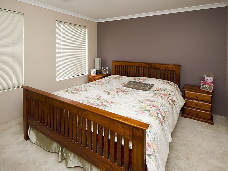 2A Varley Street, Riverton WA 6148