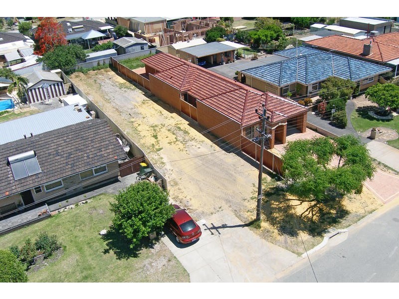 9B Yeeda Street, Riverton WA 6148