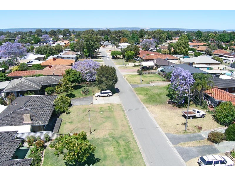 9B Yeeda Street, Riverton WA 6148