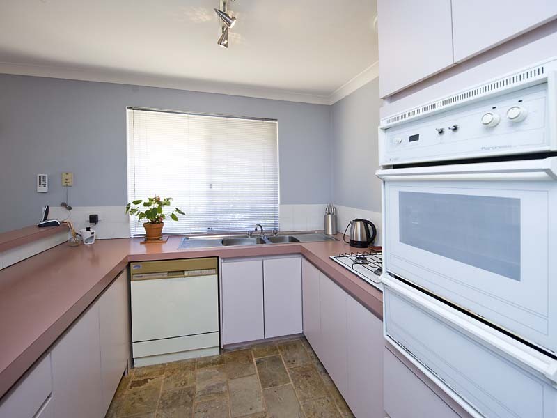 1/232  Corinthian Road East, Riverton WA 6148