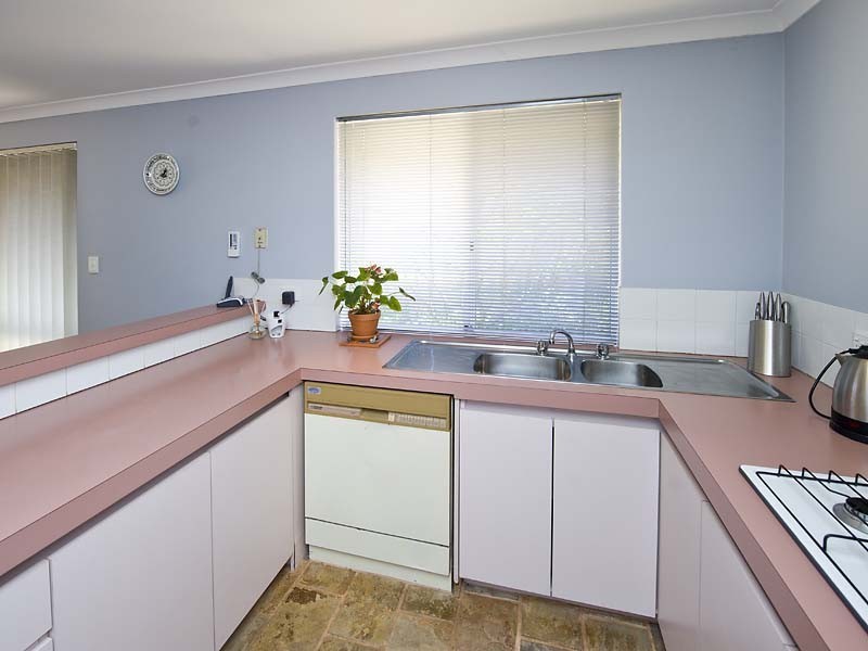 1/232  Corinthian Road East, Riverton WA 6148