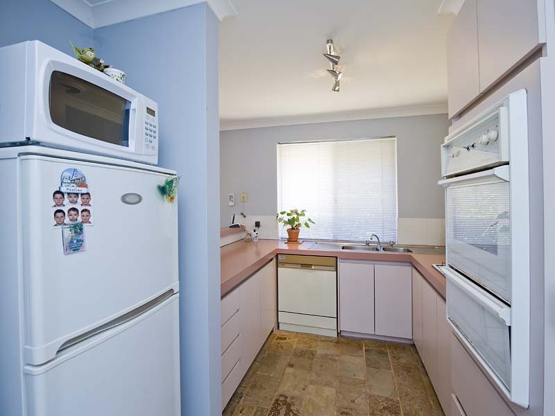 1/232  Corinthian Road East, Riverton WA 6148