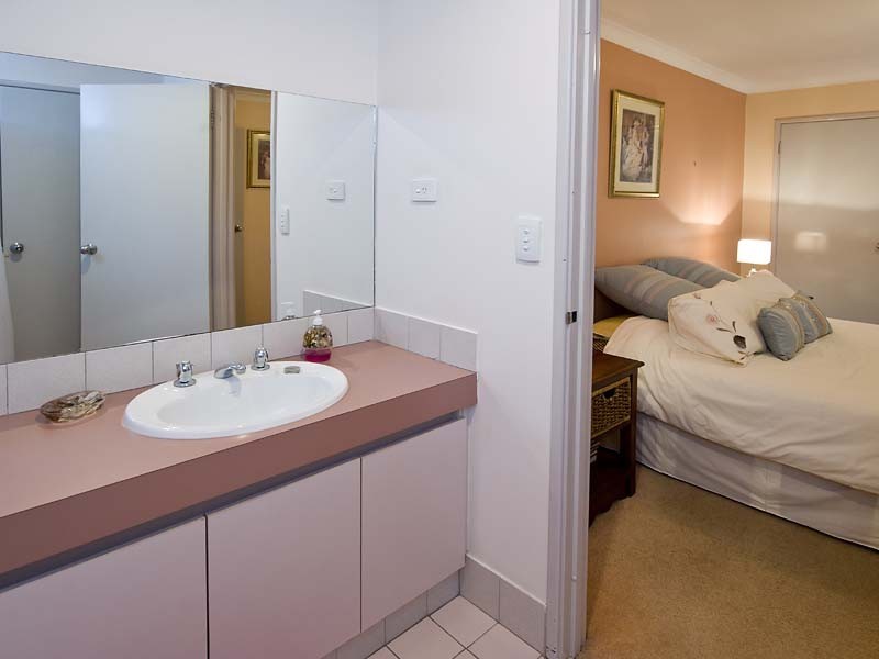 1/232  Corinthian Road East, Riverton WA 6148