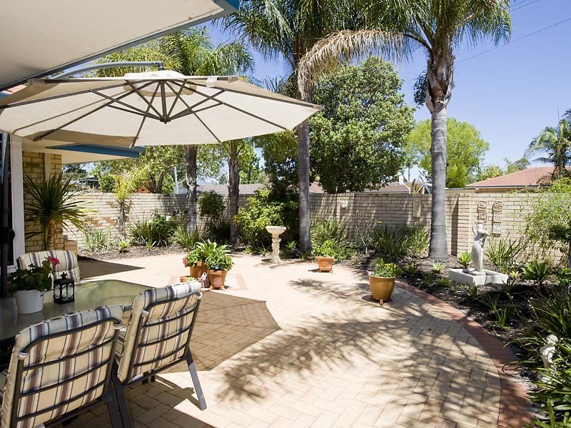 1/232  Corinthian Road East, Riverton WA 6148