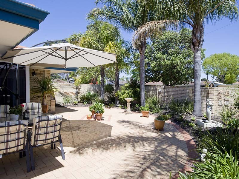 1/232  Corinthian Road East, Riverton WA 6148