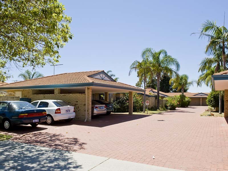 1/232  Corinthian Road East, Riverton WA 6148