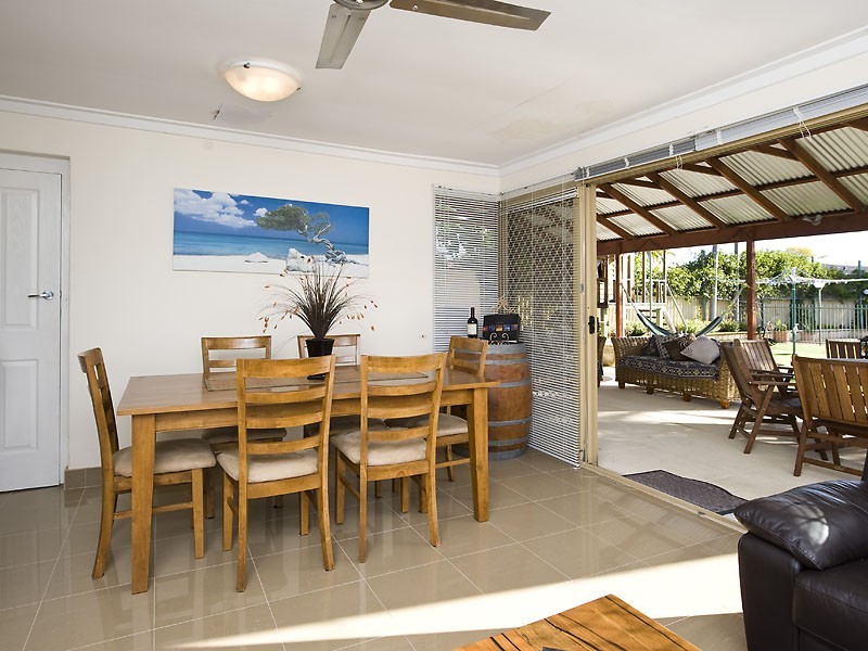 87 Tudor Avenue South, Riverton WA 6148