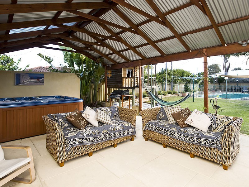 87 Tudor Avenue South, Riverton WA 6148