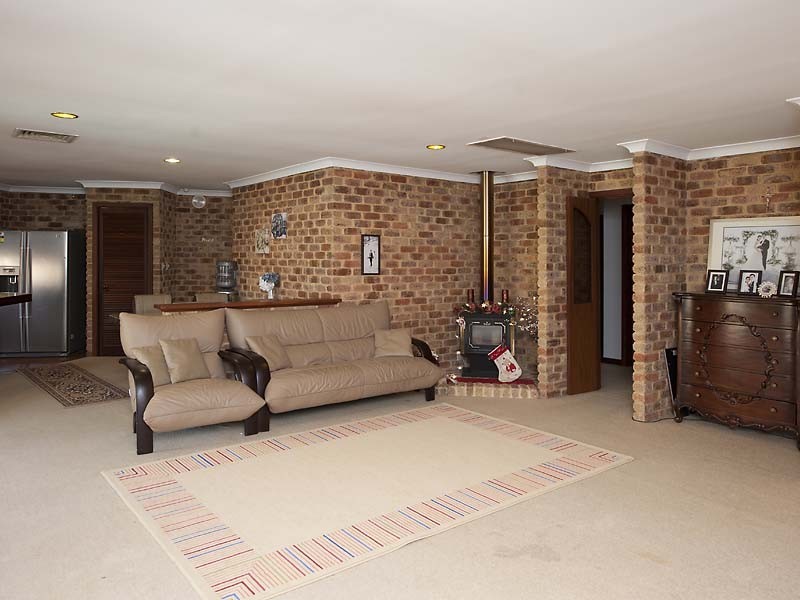 6 Driver Way, Bull Creek WA 6149