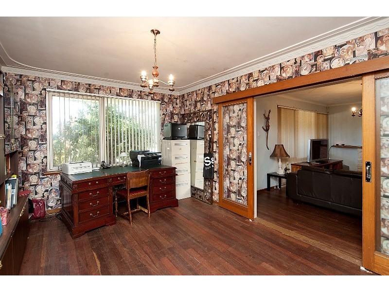 487 Riverton Drive, Riverton WA 6148