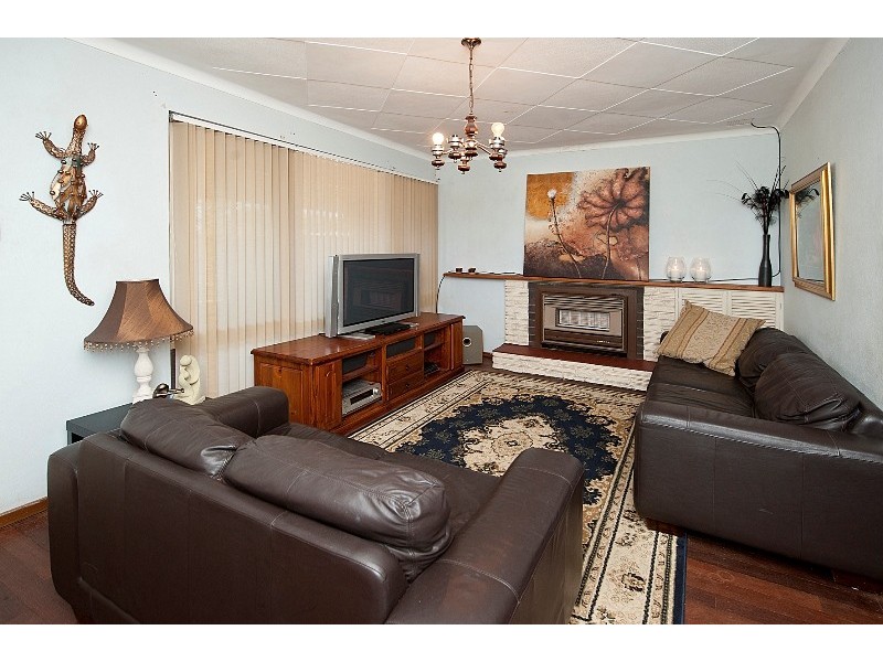 487 Riverton Drive, Riverton WA 6148