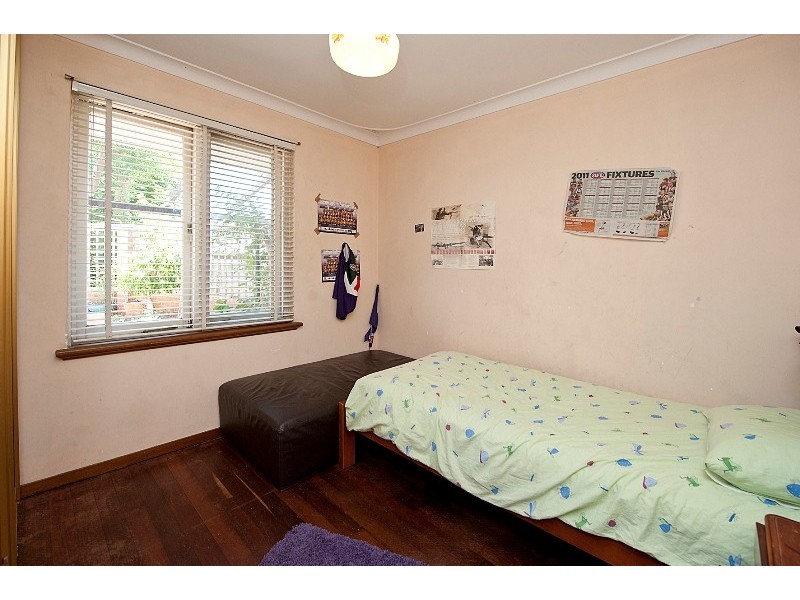 487 Riverton Drive, Riverton WA 6148