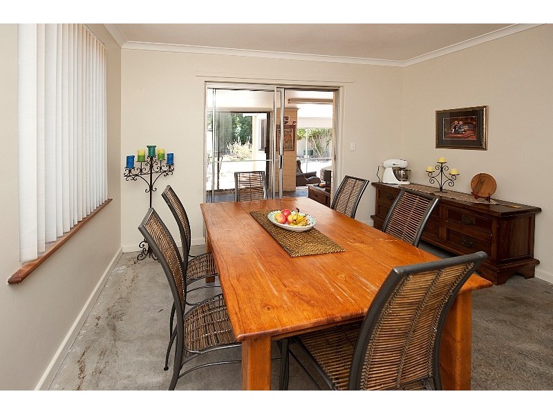 487 Riverton Drive, Riverton WA 6148