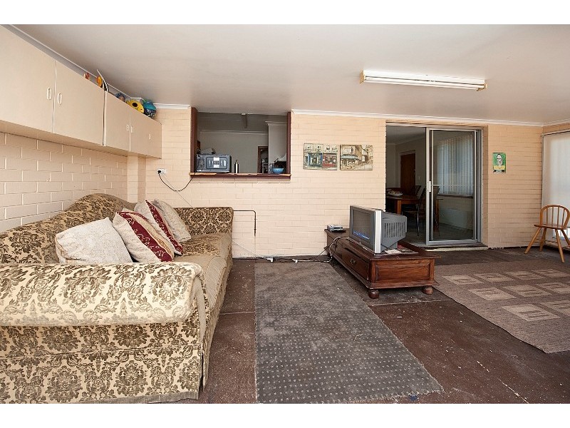 487 Riverton Drive, Riverton WA 6148