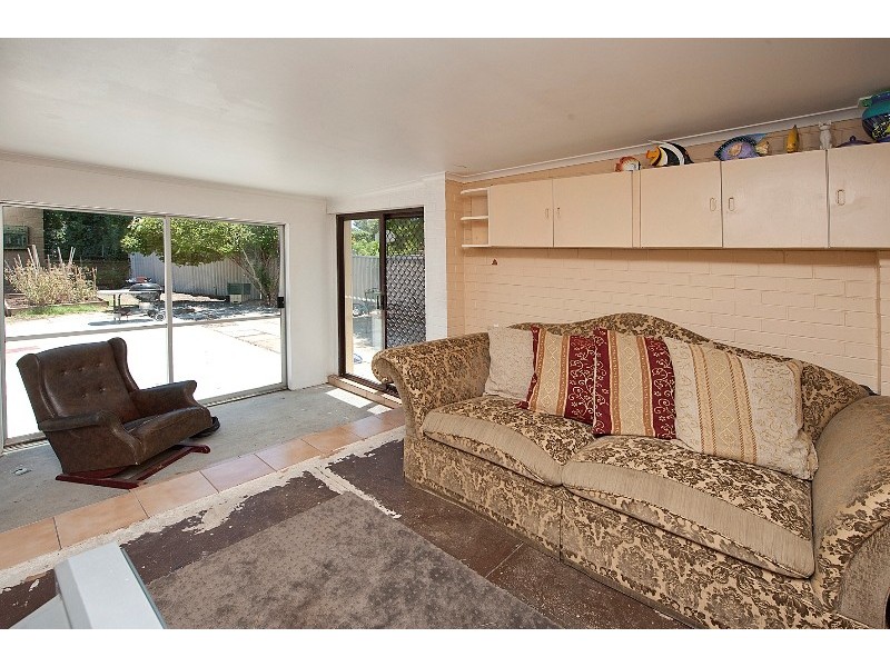 487 Riverton Drive, Riverton WA 6148