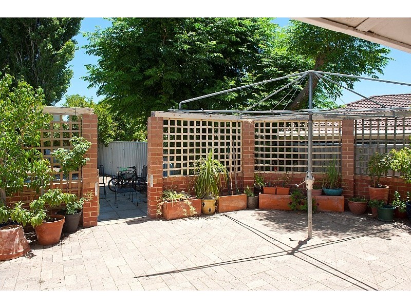 487 Riverton Drive, Riverton WA 6148