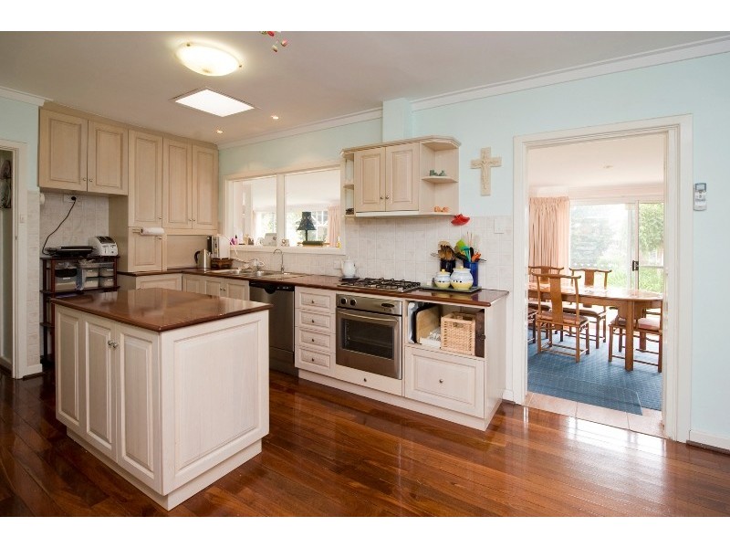 71 Tudor Avenue South, Riverton WA 6148