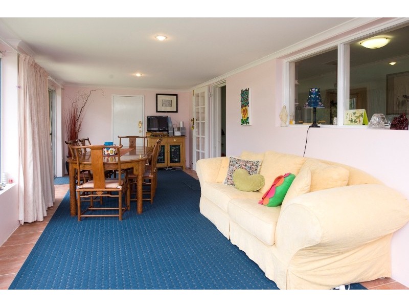 71 Tudor Avenue South, Riverton WA 6148