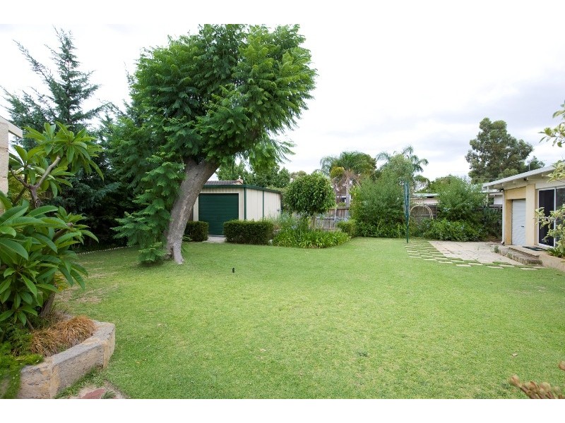 71 Tudor Avenue South, Riverton WA 6148