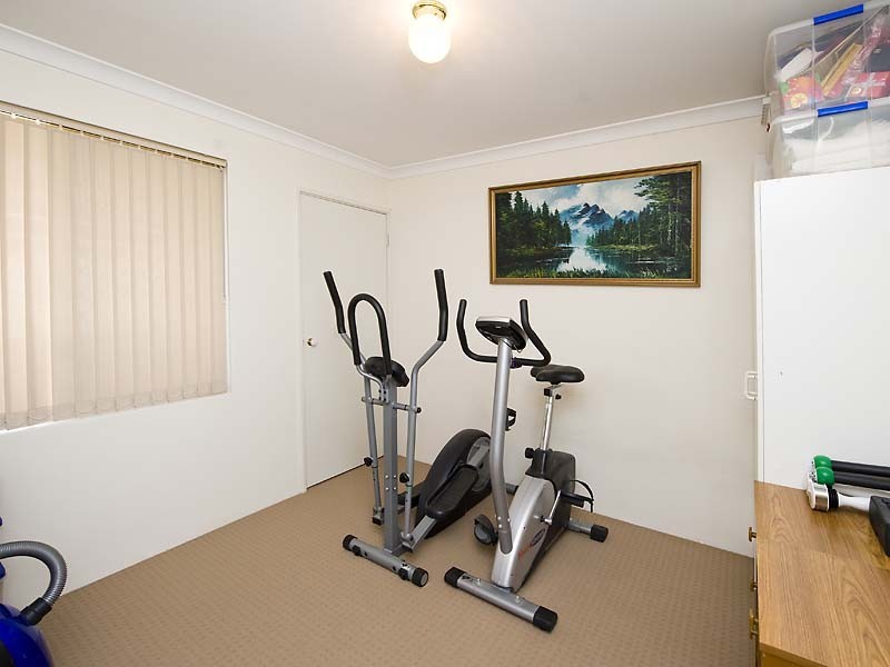 2 Foreshore Entrance, Wilson WA 6107