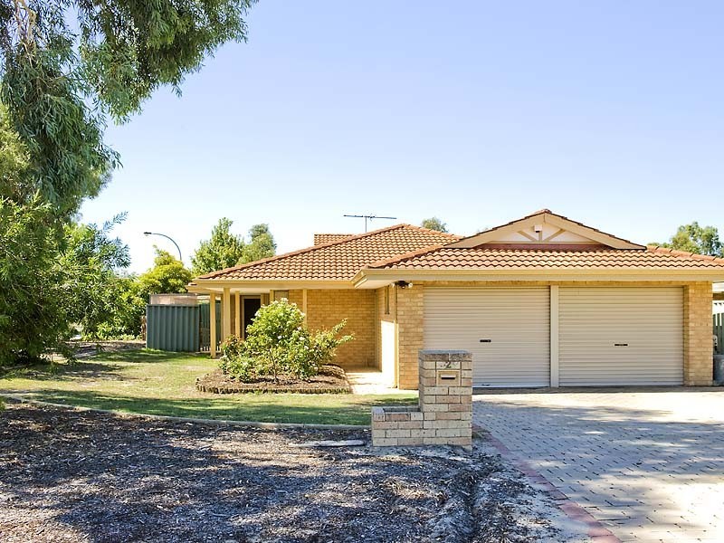 2 Foreshore Entrance, Wilson WA 6107