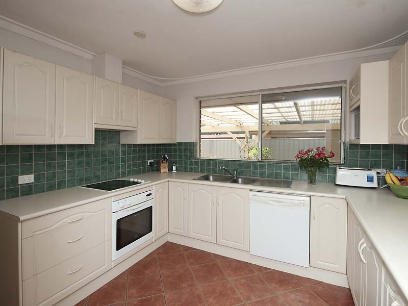 5 Perina  Place, Wilson WA 6107