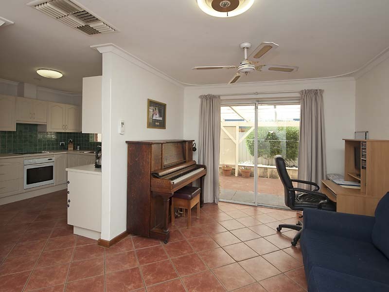 5 Perina  Place, Wilson WA 6107