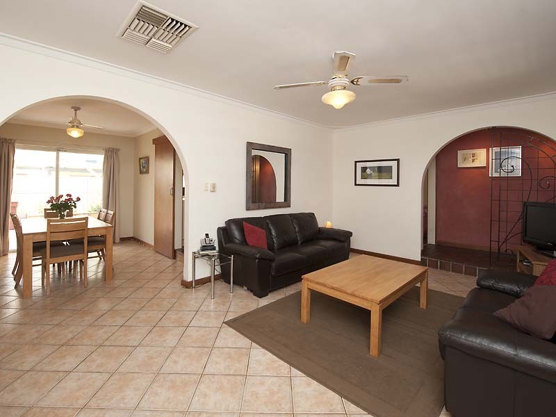 5 Perina  Place, Wilson WA 6107