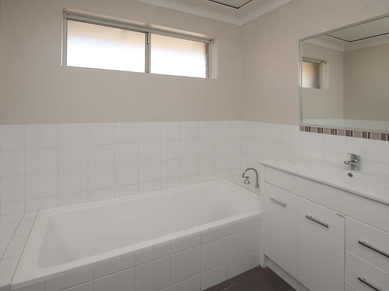 5 Perina  Place, Wilson WA 6107