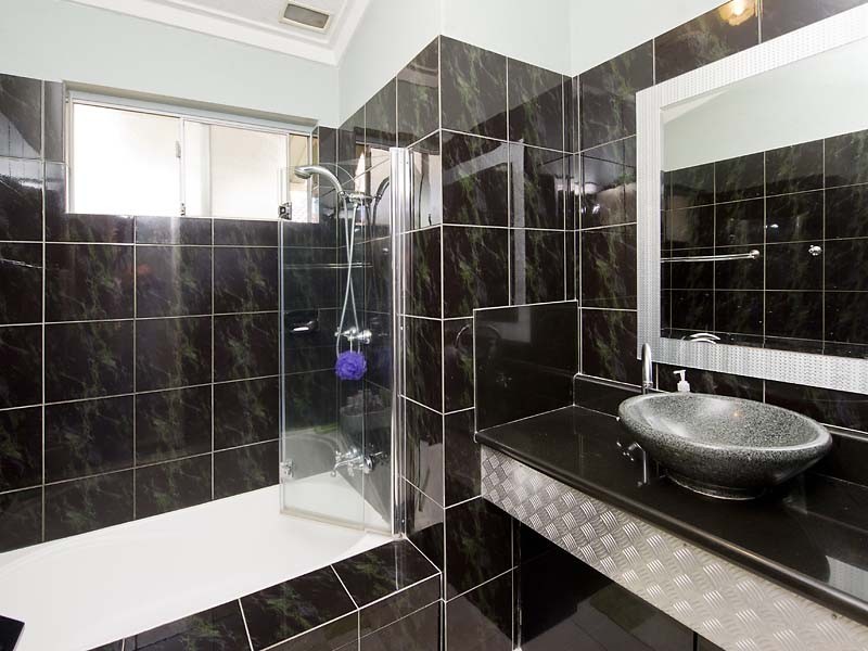 21B Marjorie Avenue, Shelley WA 6148